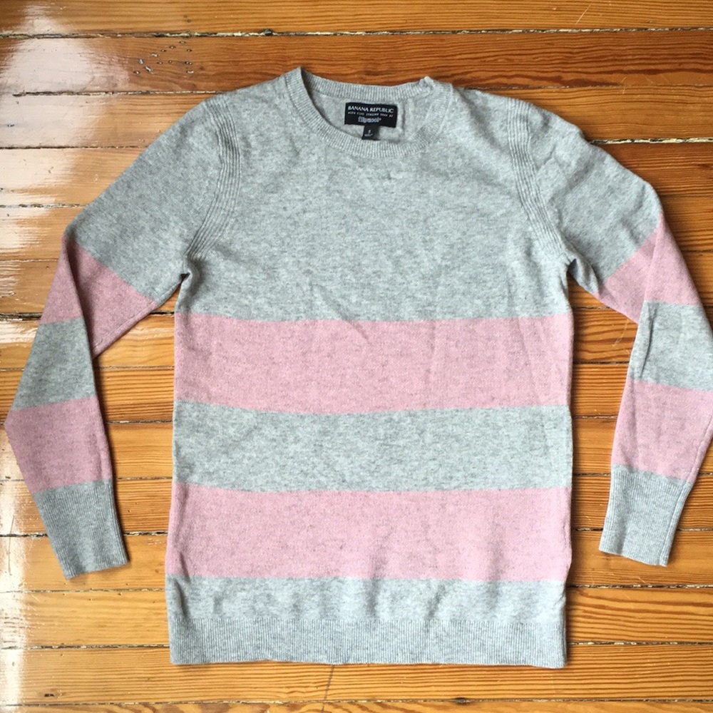 Pink and Grey Banana Republic Pullover Sweater